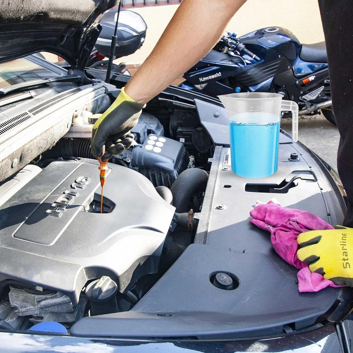 3 Pack 3.5 Liter Measuring Pitcher, Plastic Measuring Cups with Cover, Clear Plastic Graduated Measuring and Mixing Pitcher, Large Measuring Container with Handle and Pour Spout (3500ml)