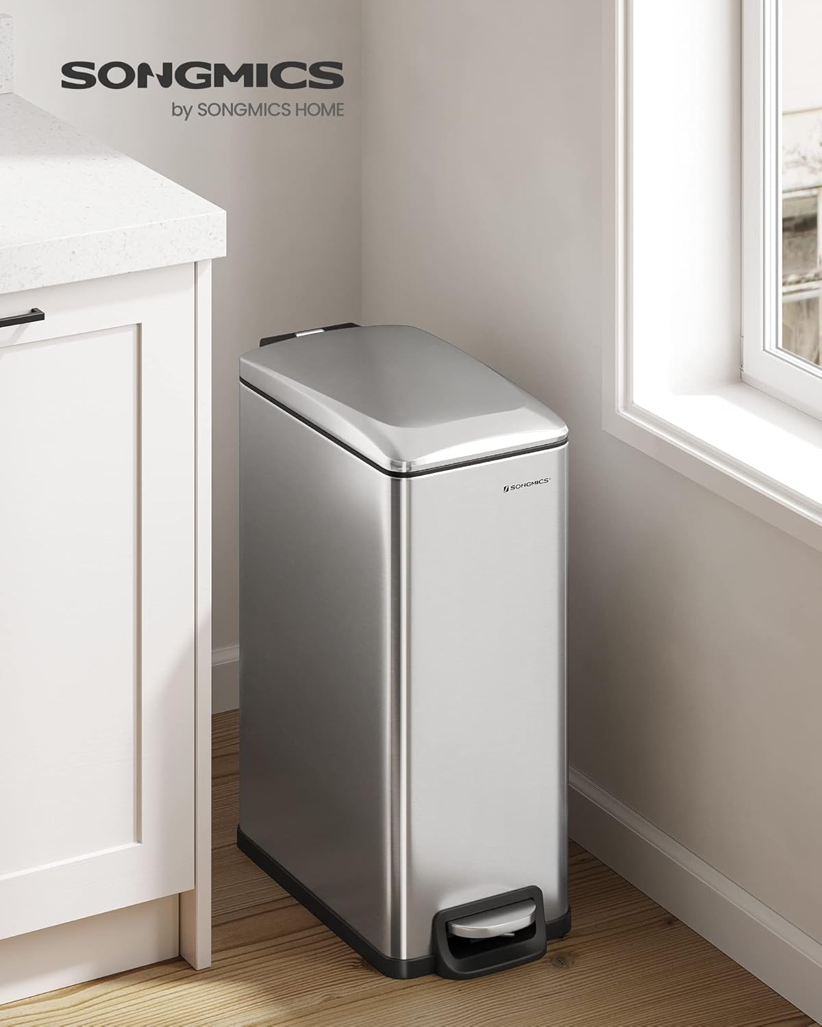 SONGMICS Slim Trash Can, 13-Gallon (50 L) Garbage Can for Narrow Spaces with Soft-Close Lid, Inner Bucket, and Step-on Pedal, Stainless Steel, 15 Trash Bags Included, Silver ULTB510E48