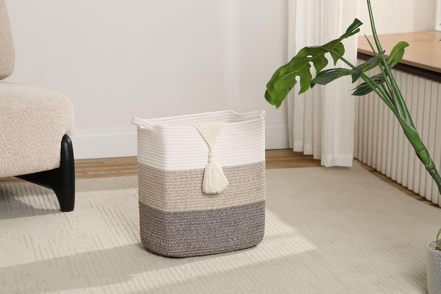 Medium and Large Woven Basket//With Handle, Used for Toys and Fabric Storage Basket used for Storing xl Storage Box, Decorative Storage Box Room(Gradient Brown, 14L*10W*15.7H)