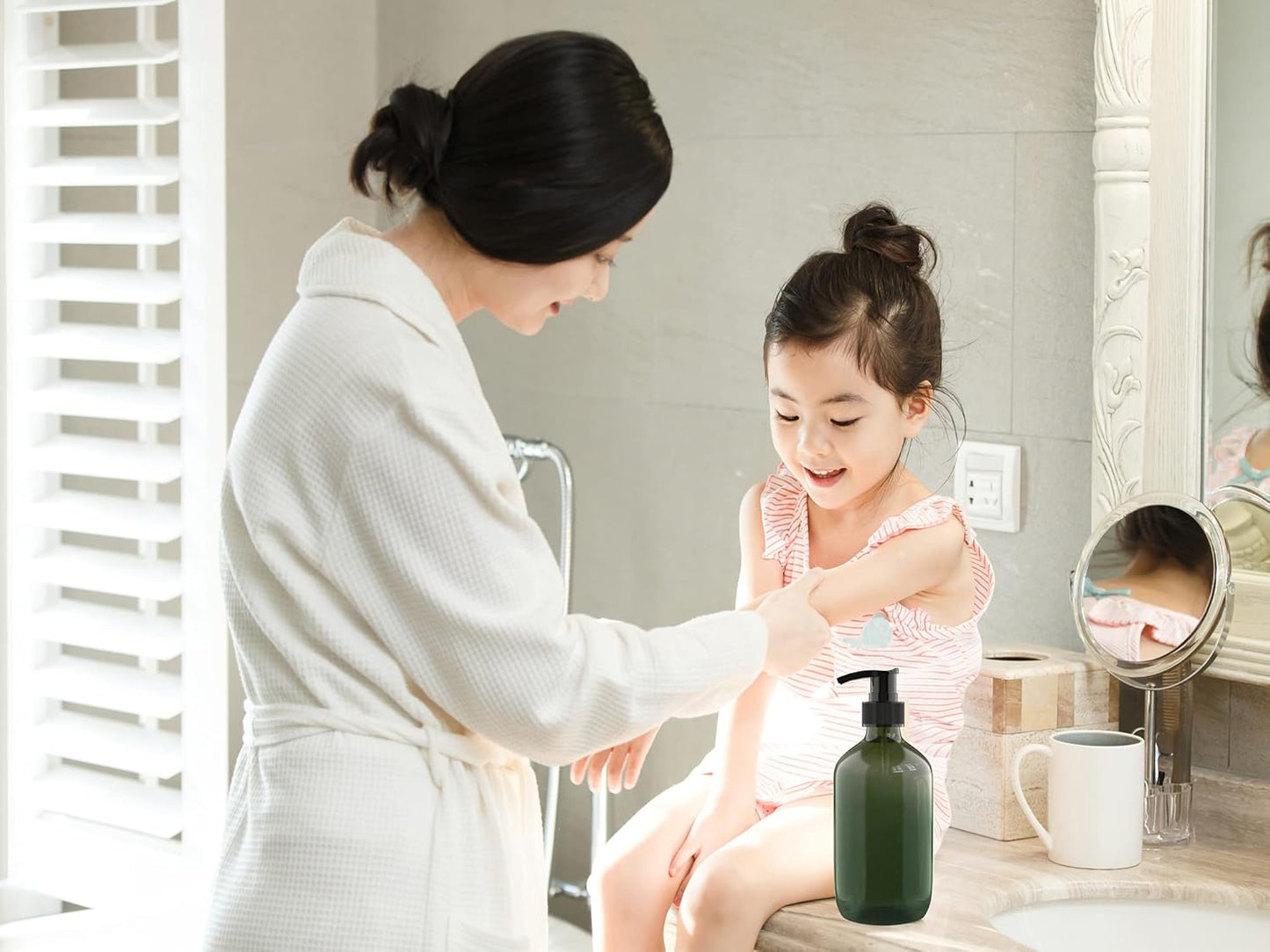 2 PCS 16 OZ Pump Bottle Plastic Pump Lotion Dispenser Empty Bottles Refillable Plastic Containers for Shampoo Lotion Body Wash, Creams, Moisturizer, Massage Oil, Multicolor