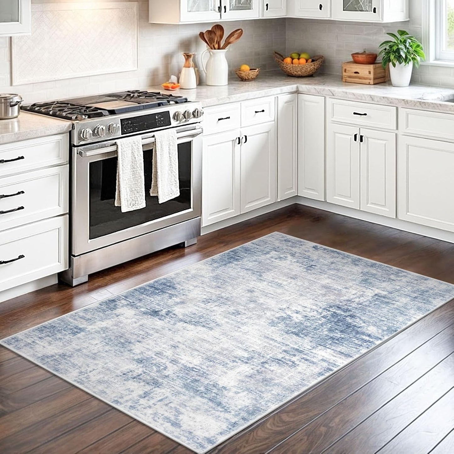 IOHOUZE Abstract Area Rug 3x5 Ft Washable Rugs for Entryway Indoor, Non Slip Kitchen Rug Printed Faux Wool Throw Rugs, Indoor Door Mat for Door Entrance Foyer Living Room, Light Blue White