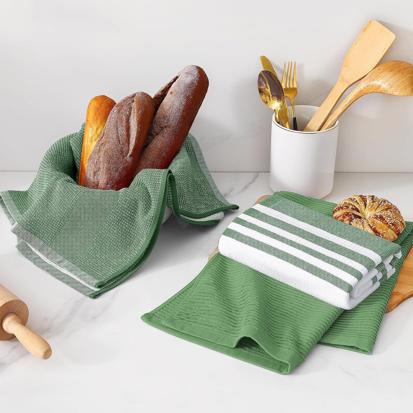 Homaxy Premium Kitchen Towels(18”x 28”, 9 Pack), Large Cotton 380 GSM Kitchen Hand Towels, Soft and Absorbent Terry Dish Towels, Multipurpose Tea Towel Set with Hanging Loop, Grass Green