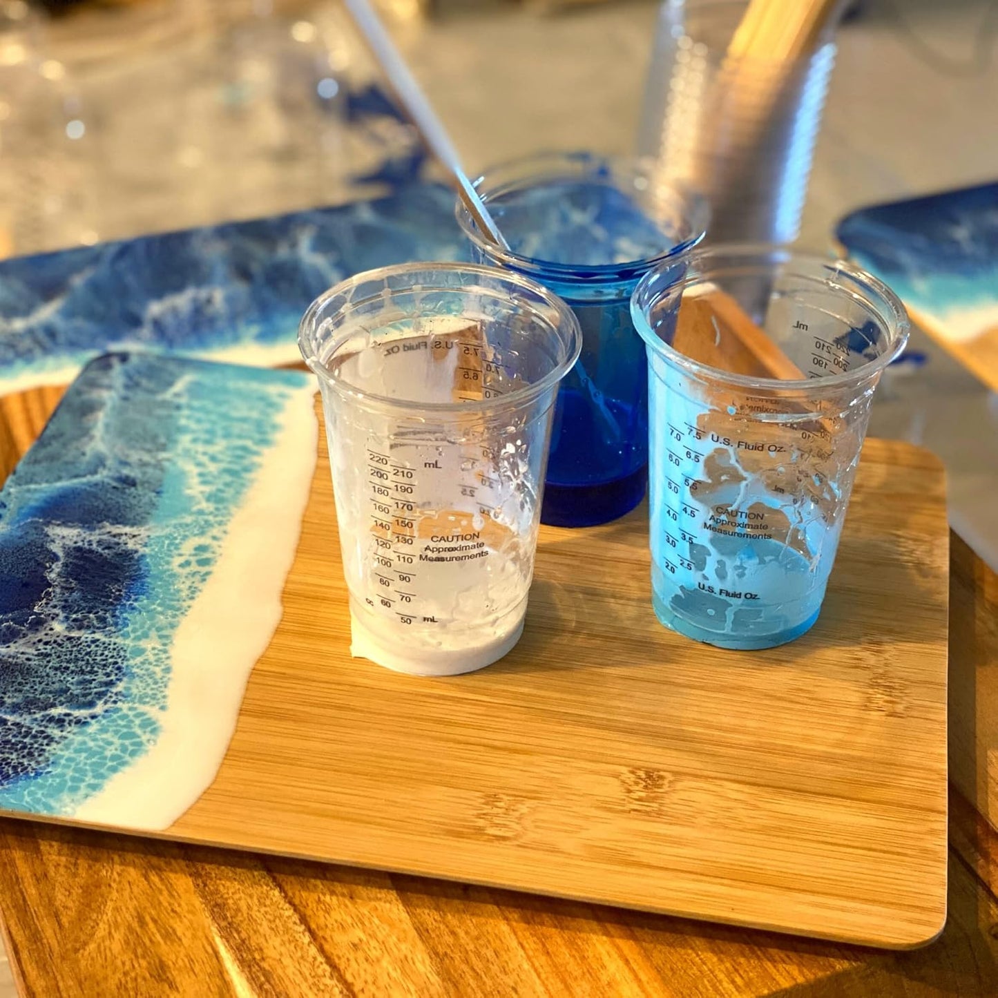 [Pack of 250] 10oz Disposable Measuring Cups for Mixing Epoxy Resin - Measurements in mL and Oz - Multipurpose Reusable Paint, Epoxy, Stain, Liquid Mixing Cups