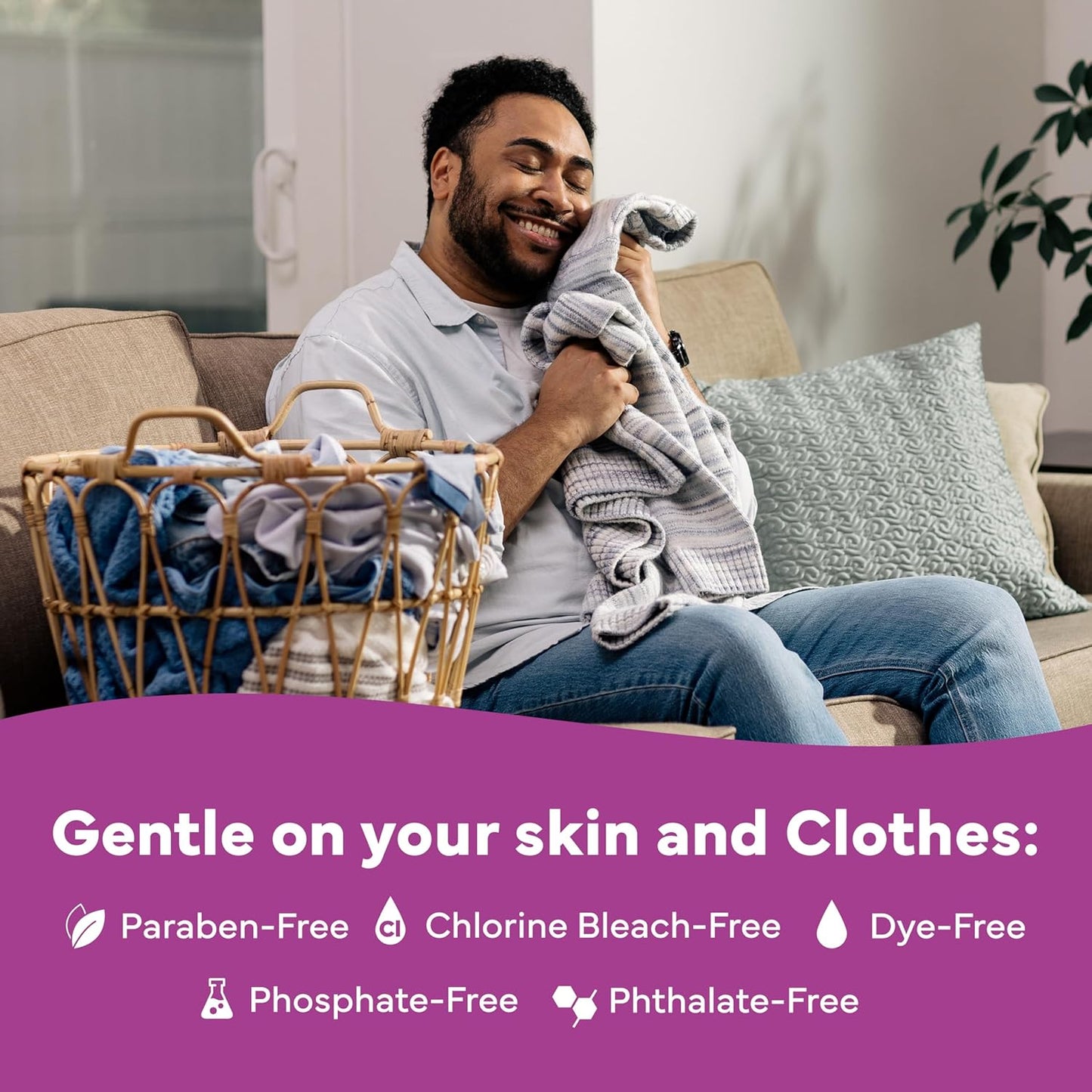 Tru Earth Compact Dry Laundry Detergent - Up to 128 Loads (64 Sheets) - Paraben-Free - Original Eco-Strip Liquidless Detergent, Travel - Lilac Breeze | Packaging May Vary